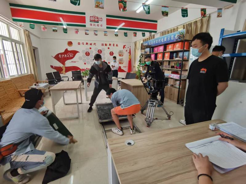 鄂托克前旗广告片拍摄公司：极简主义践行者，少即是多的视觉哲学